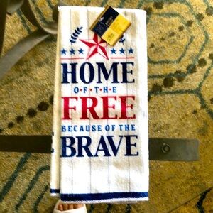 NWT Patriotic Kitchen Towel by Home Collection